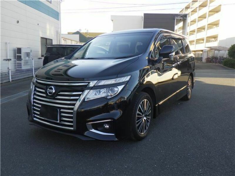 NISSAN　ELGRAND