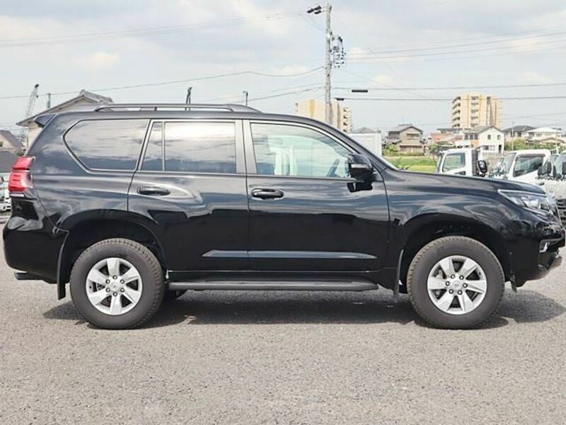 LAND CRUISER PRADO-7