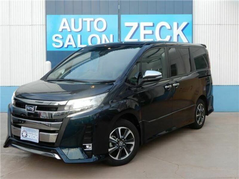 TOYOTA　NOAH