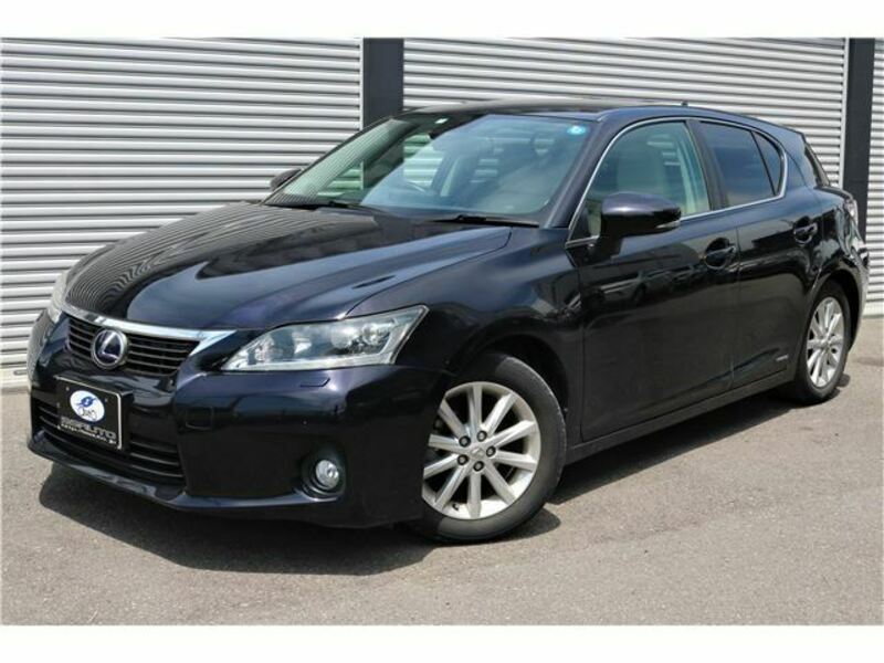 LEXUS　CT