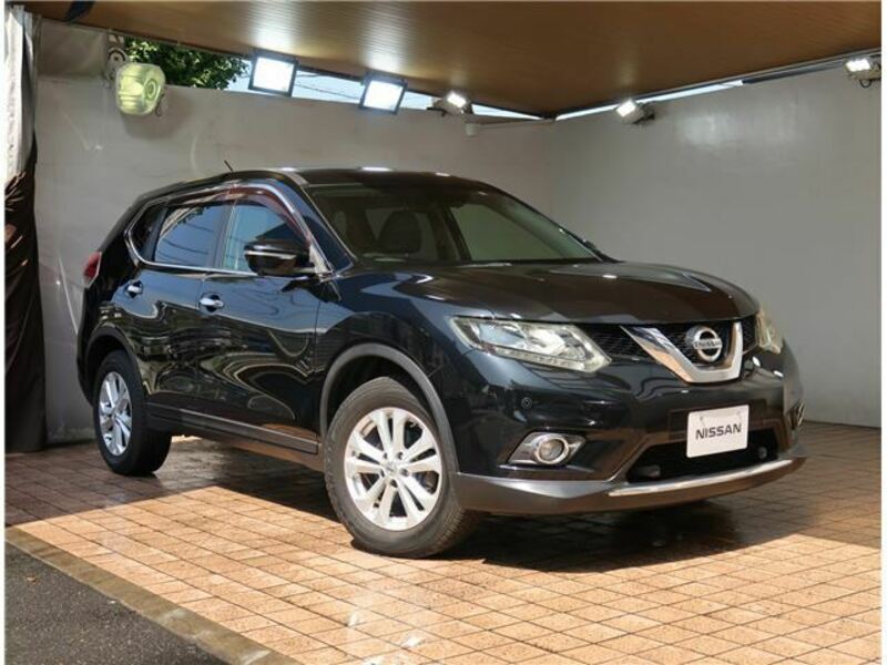 NISSAN　X-TRAIL