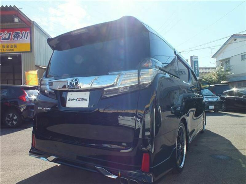 VELLFIRE-8