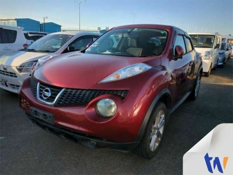 NISSAN　JUKE