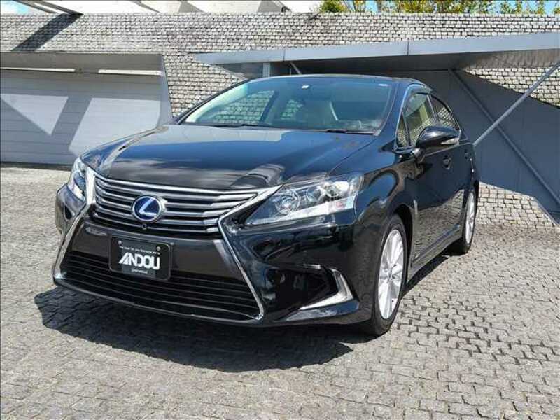 LEXUS　HS