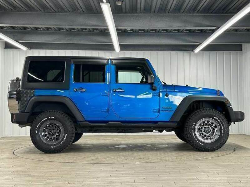 JEEP WRANGLER-13