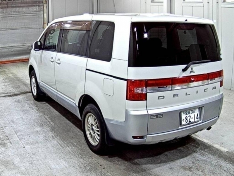 DELICA D5