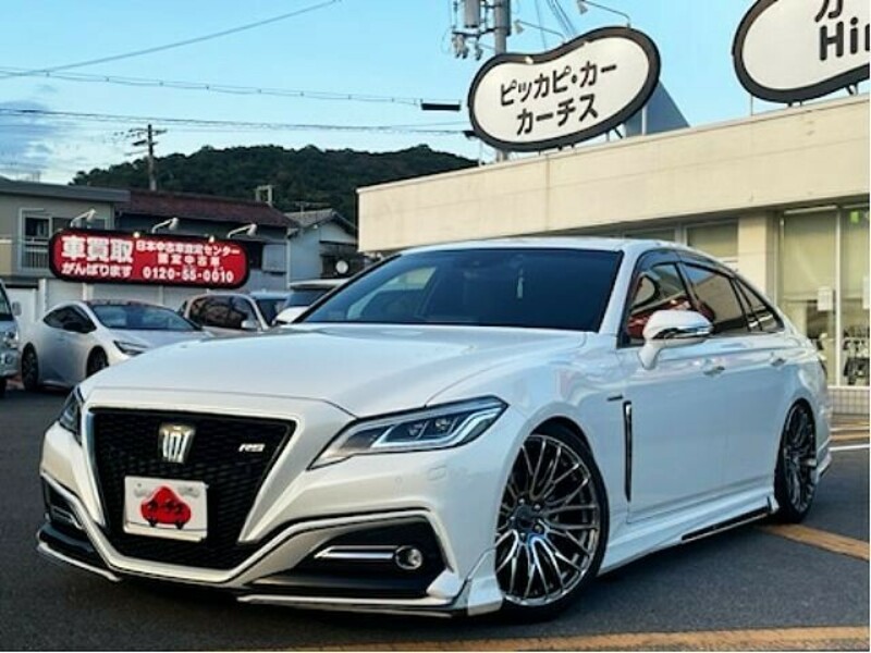 TOYOTA　CROWN