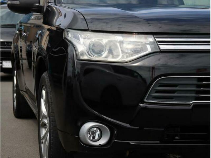 OUTLANDER PHEV-9