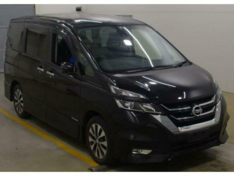 NISSAN　SERENA