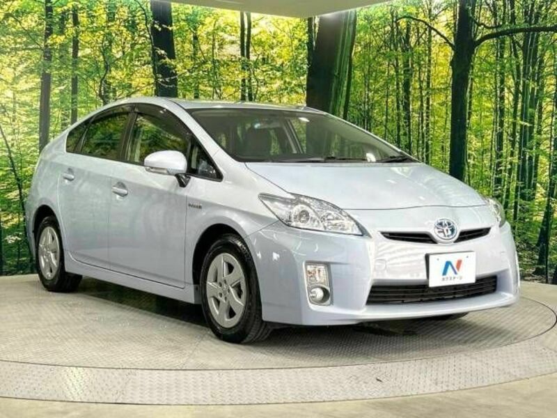 PRIUS-16