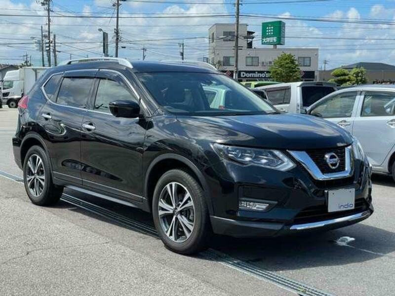 X-TRAIL-9