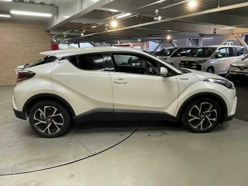 C-HR-17