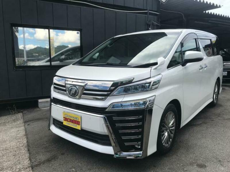 TOYOTA　VELLFIRE