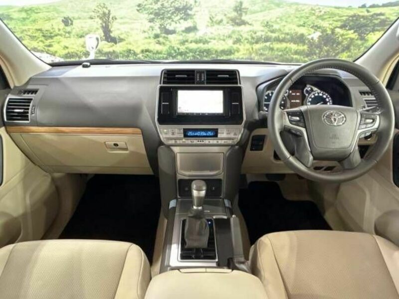 LAND CRUISER PRADO-1