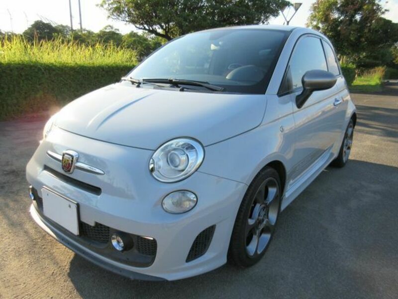 FIAT　ABARTH 500