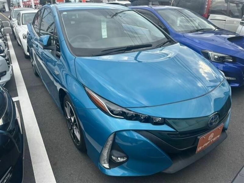 TOYOTA　PRIUS PHV