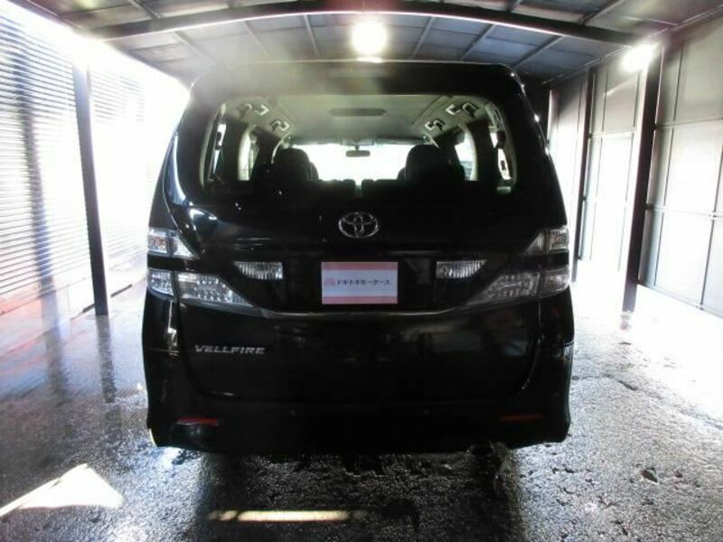 VELLFIRE-5