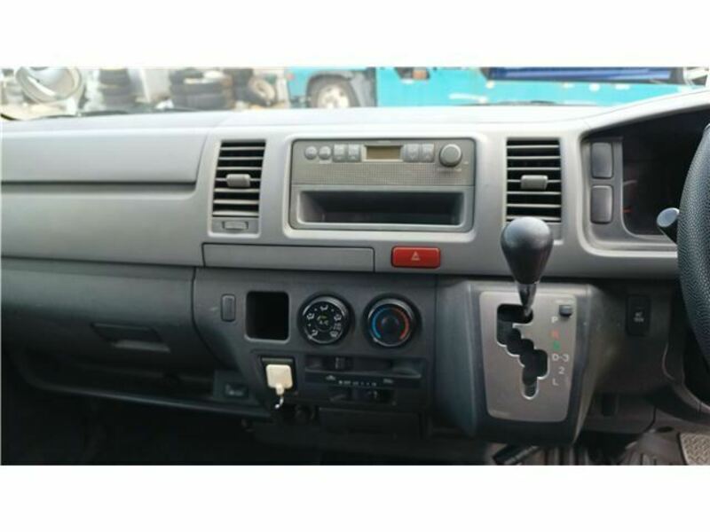 HIACE VAN-2