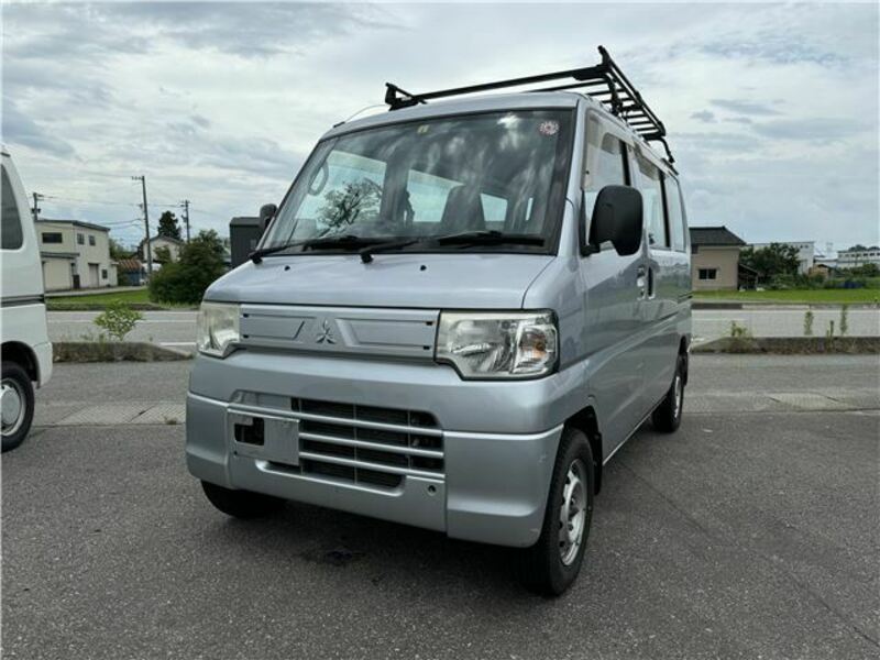 MITSUBISHI　MINICAB VAN