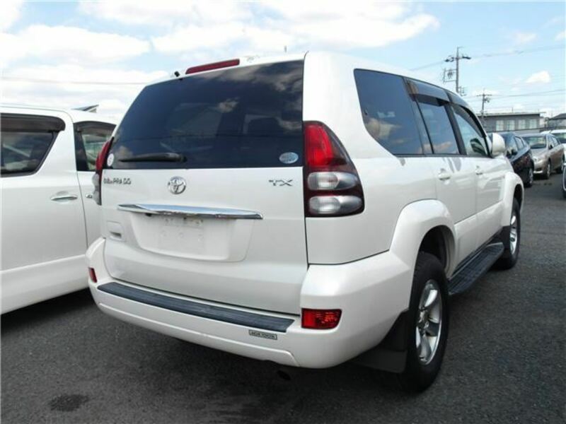 LAND CRUISER PRADO-1