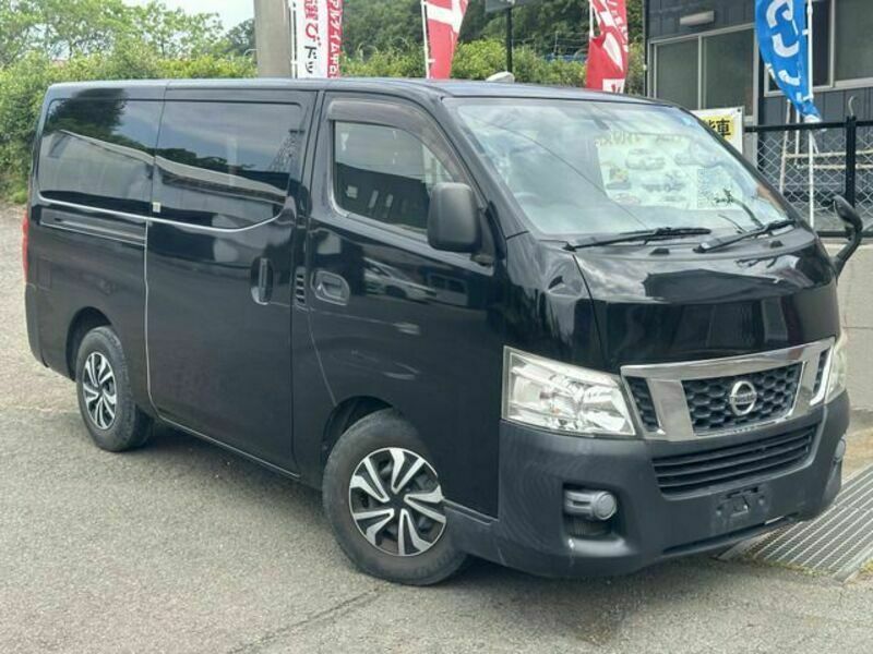 NISSAN　NV350 CARAVAN