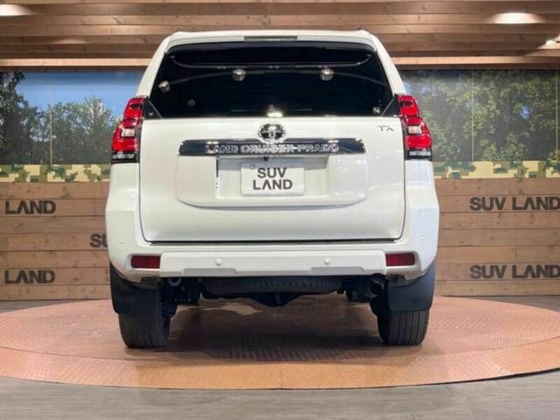 LAND CRUISER PRADO-15