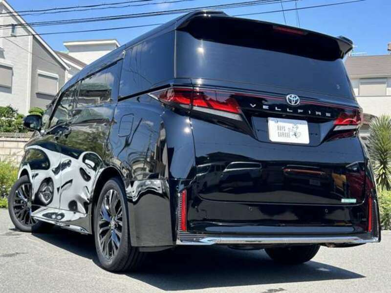 VELLFIRE-7