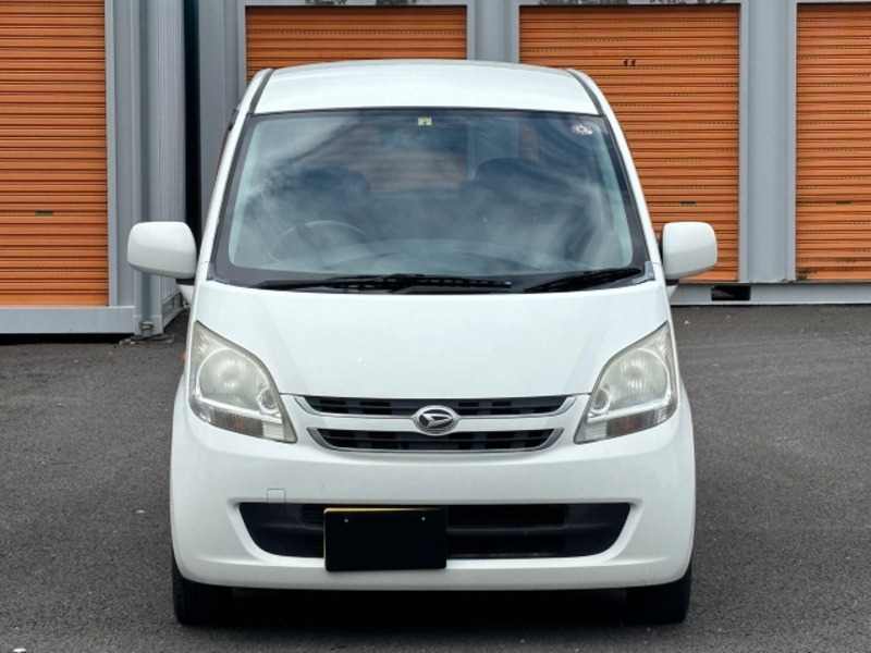 DAIHATSU　MOVE