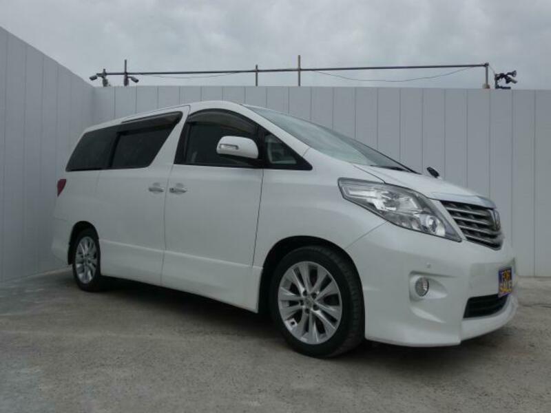 TOYOTA　ALPHARD