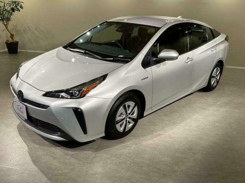 PRIUS-12