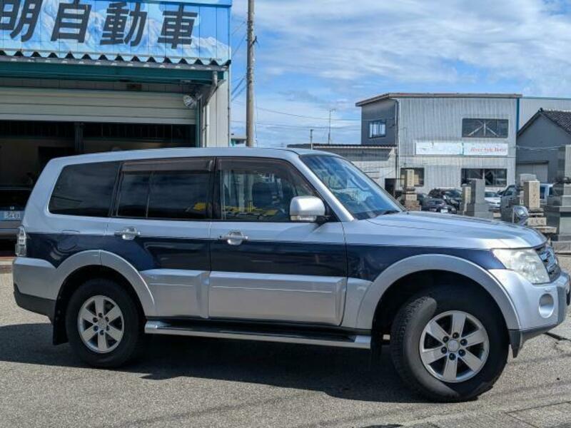 PAJERO-3