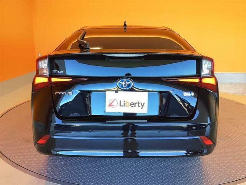 PRIUS-5