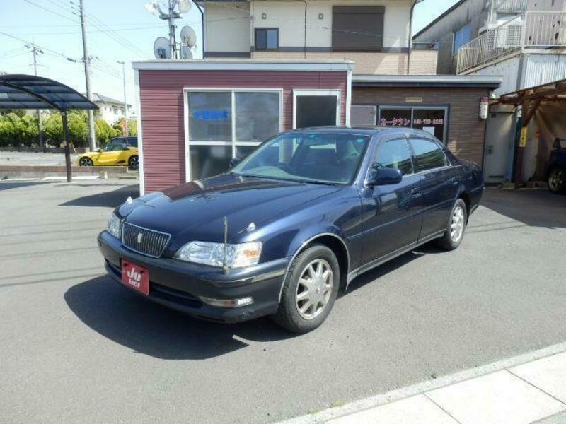 TOYOTA　CRESTA