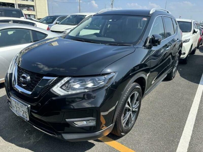 NISSAN　X-TRAIL