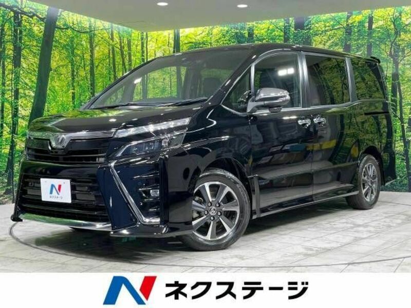 TOYOTA　VOXY