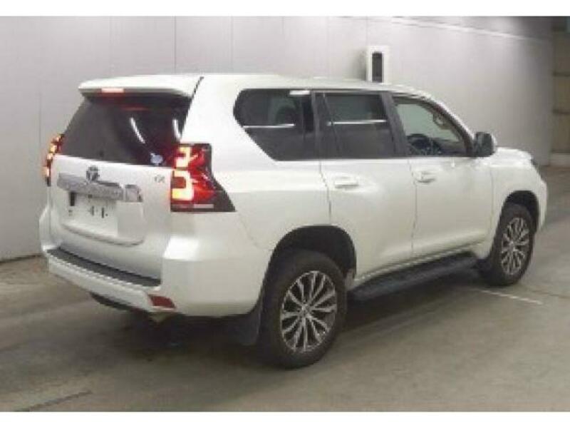 LAND CRUISER PRADO-2