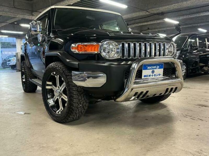 TOYOTA　FJ CRUISER