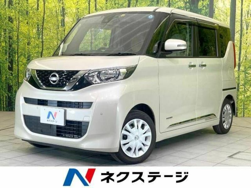 NISSAN　ROOX