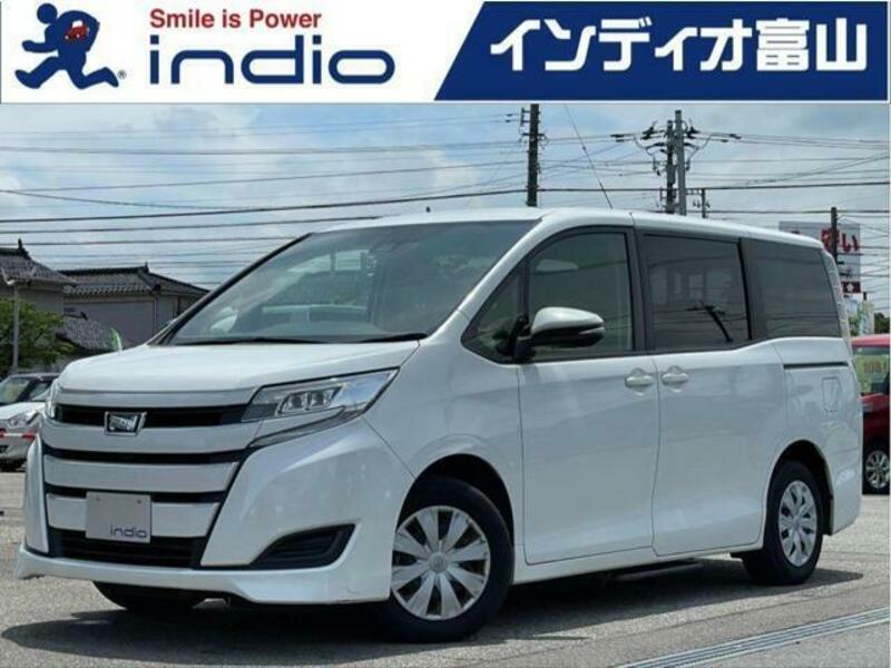 TOYOTA　NOAH