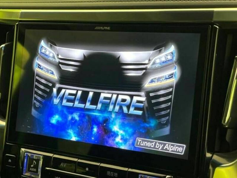 VELLFIRE-6