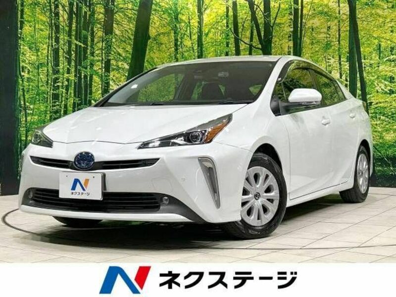 TOYOTA　PRIUS