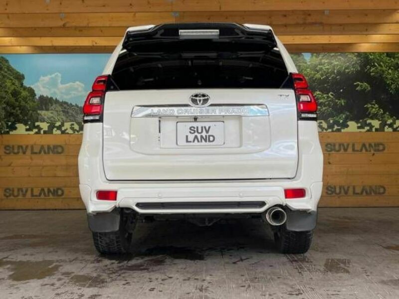 LAND CRUISER PRADO-16