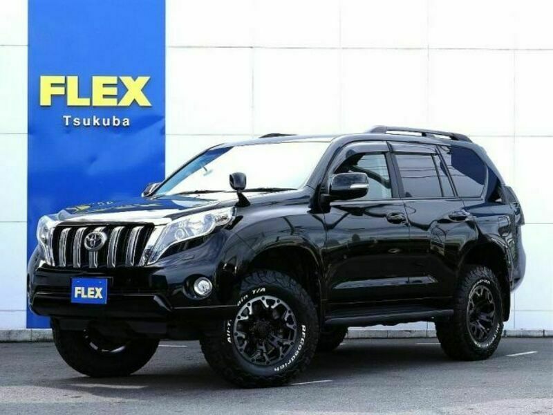 TOYOTA　LAND CRUISER PRADO