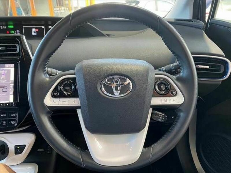 PRIUS-6