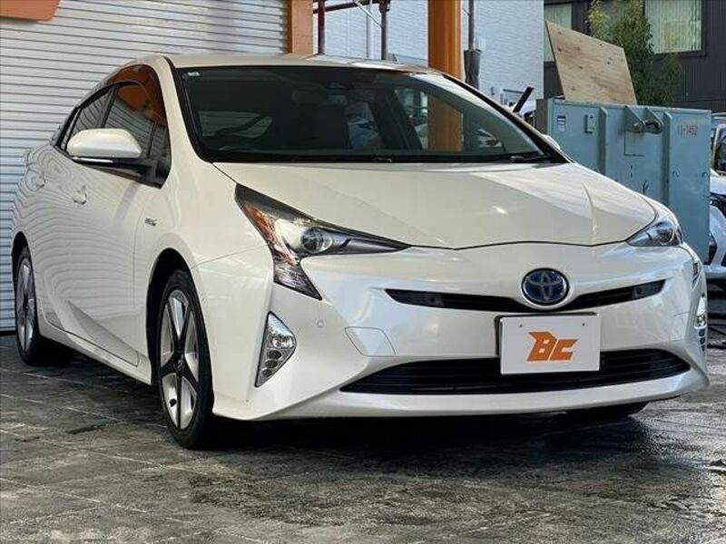 PRIUS-8