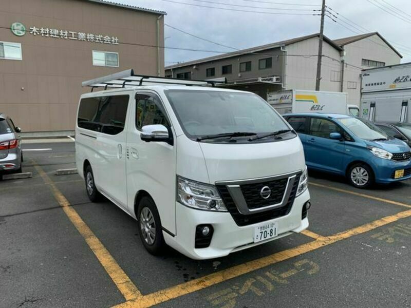 NISSAN　NV350 CARAVAN