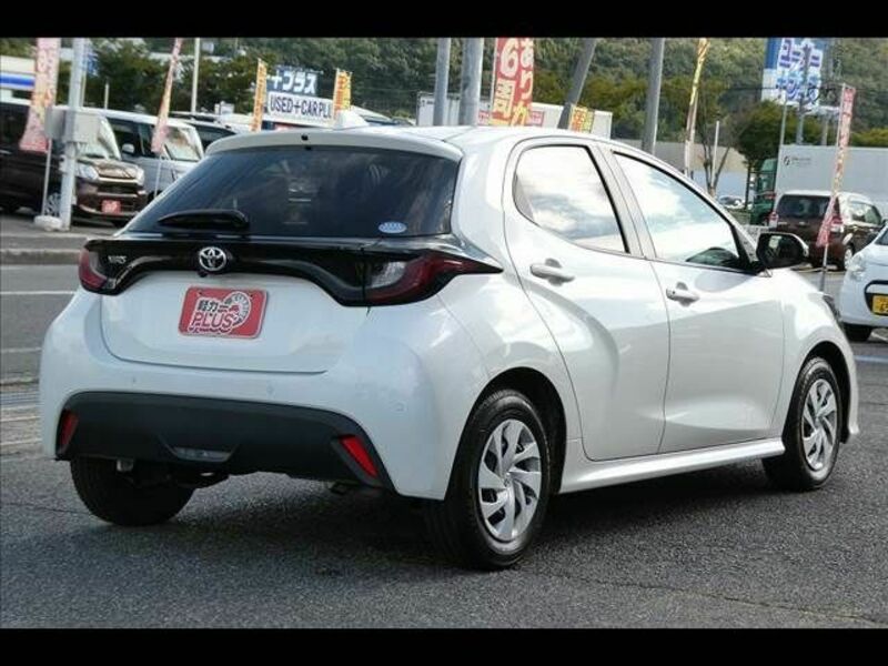 YARIS-16