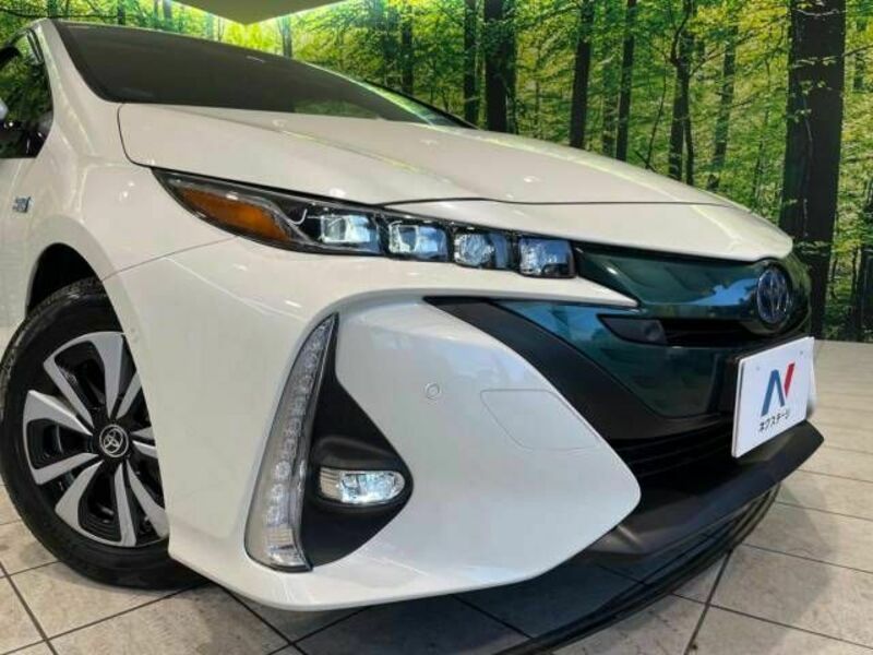 PRIUS PHV-12