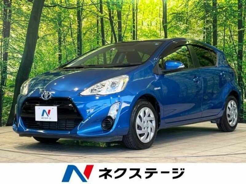 TOYOTA　AQUA