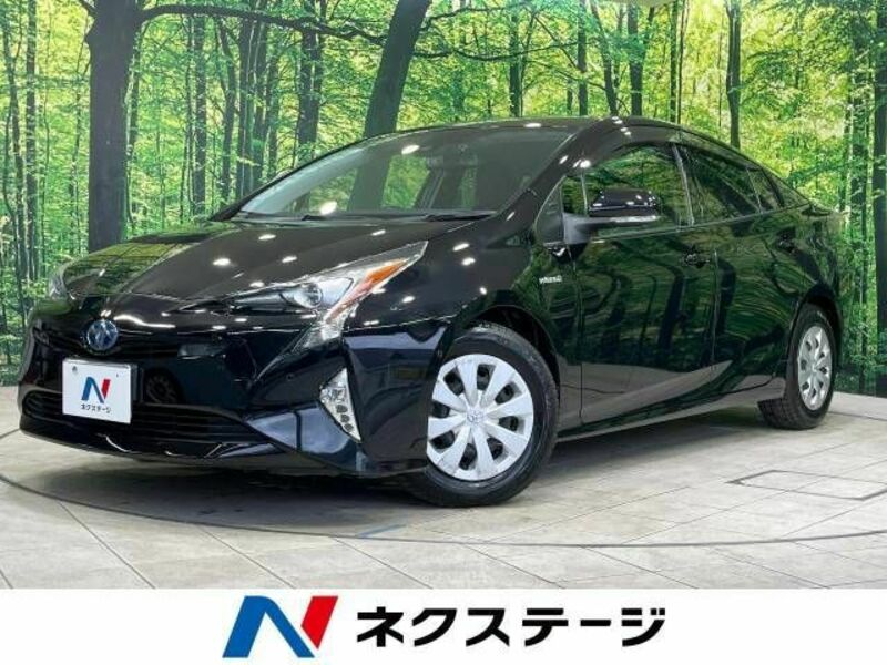 TOYOTA　PRIUS